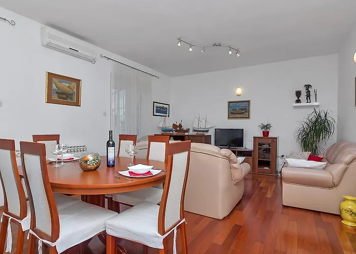 Smiljka Lejlighed Makarska